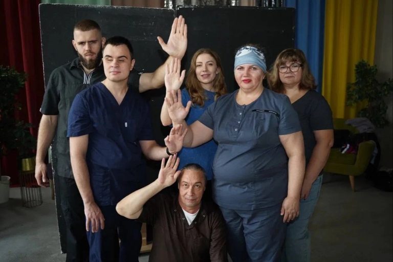 «Шестое чувство» открывает студии в Кузбассе и помогает незрячим найти работу