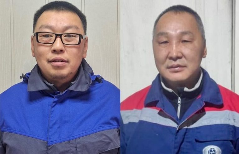 Работники ЖКХ Якутии спасли людей из ледяной пучины