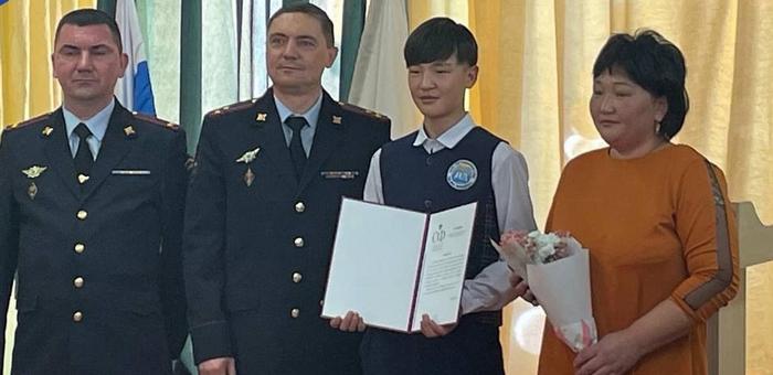 13-летний школьник с Алтая приглашён в Москву за спасение ребёнка