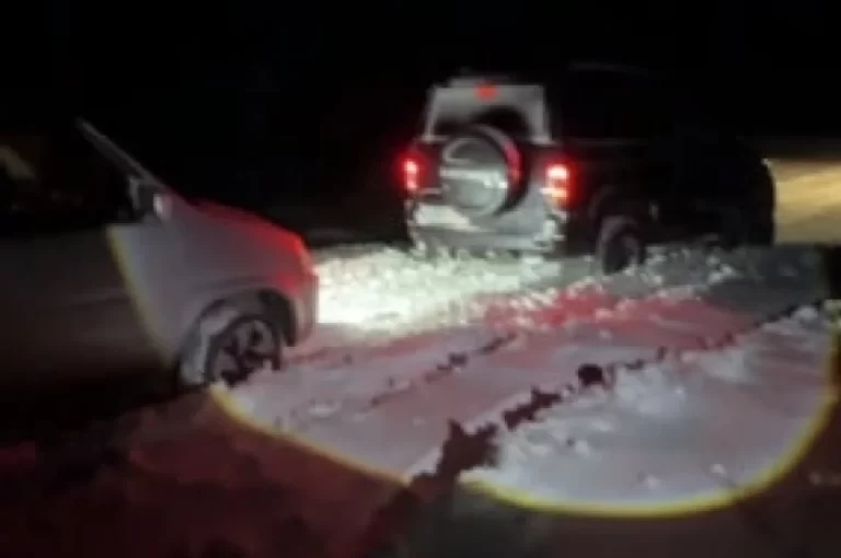 Кулеш помог людям выбраться из снежного плена