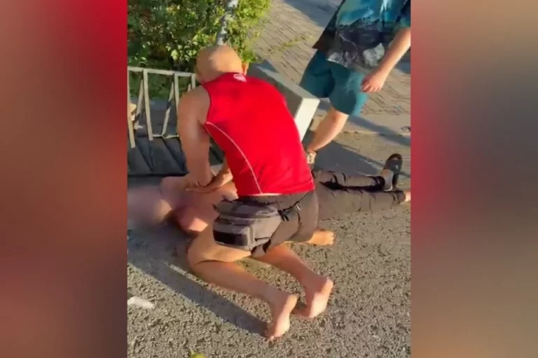 В Самаре турист из Омска реанимировал потерявшего сознание пенсионера